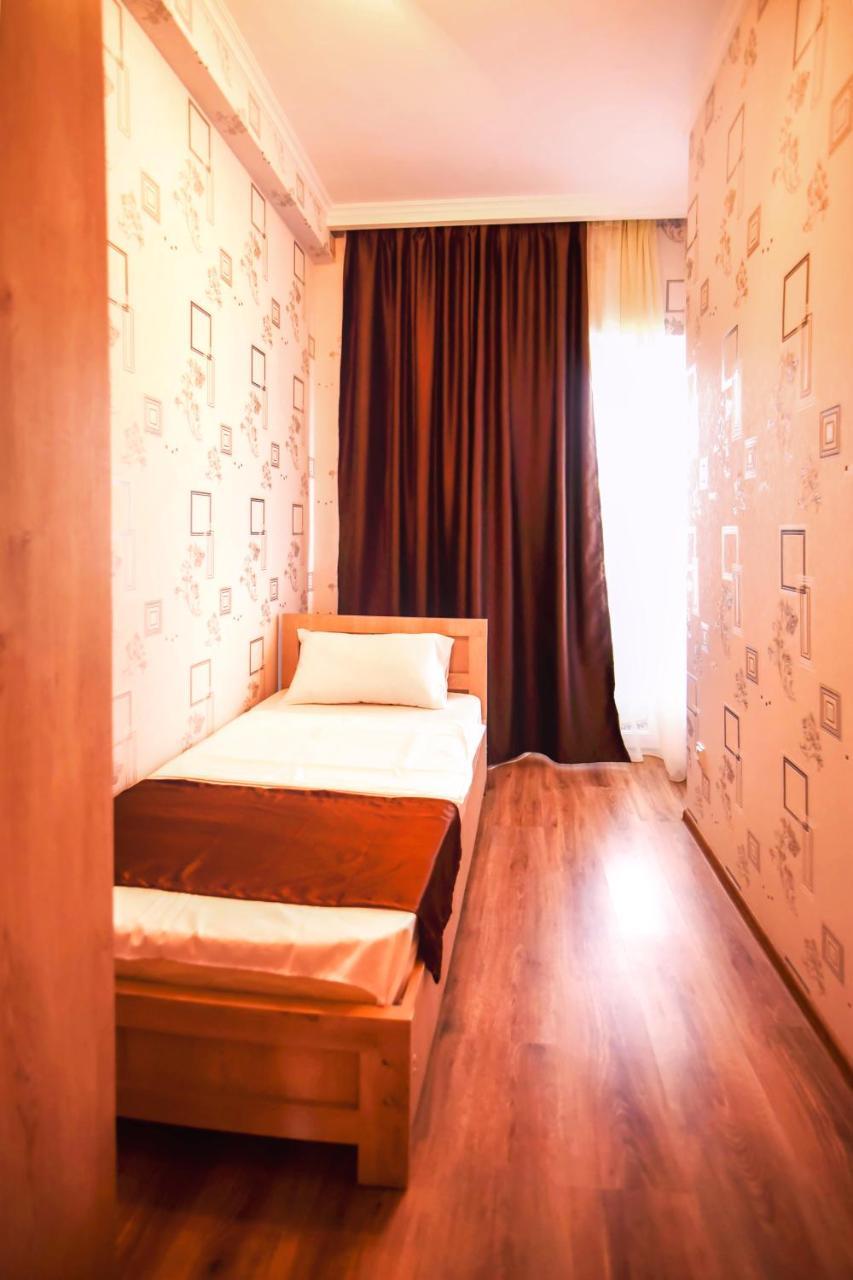 Hotel Blue Ridge Tbilisi Exteriör bild